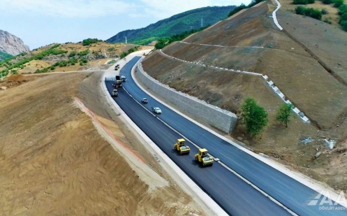 Şuşaya çəkilən ikinci yolu pullu olacaq Şuşaya çəkilən ikinci yolu pullu olacaq