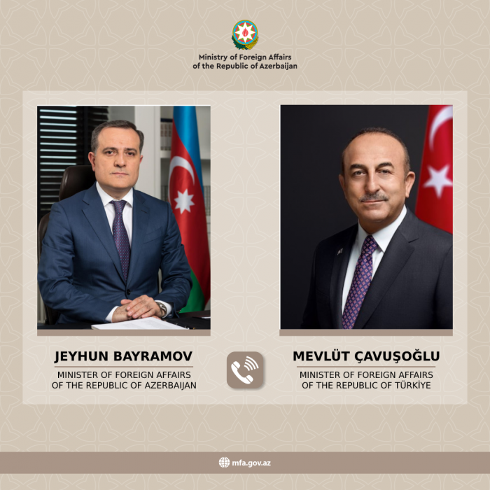 Azerbaijani, Turkish FMs hold phone talk