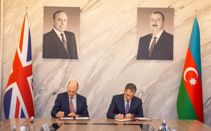   Azerbaijan, UK ink agreement on international road transport   