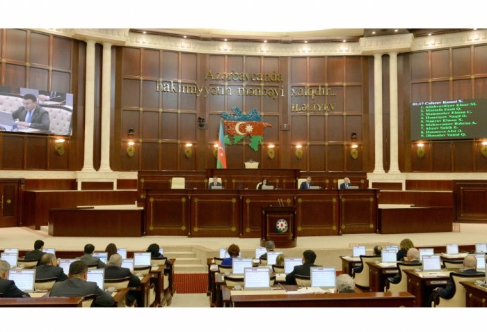 Parlament insan hüquqları ilə bağlı protokolu təsdiqlədi  
