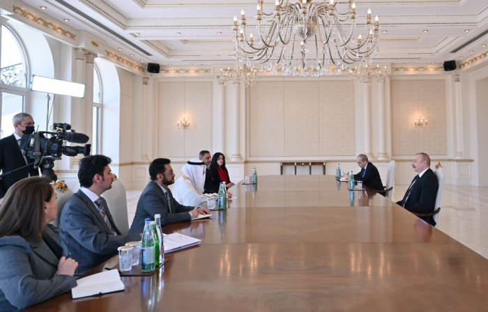   Präsident Ilham Aliyev empfängt Präsidenten der Gruppe der Islamischen Entwicklungsbank  