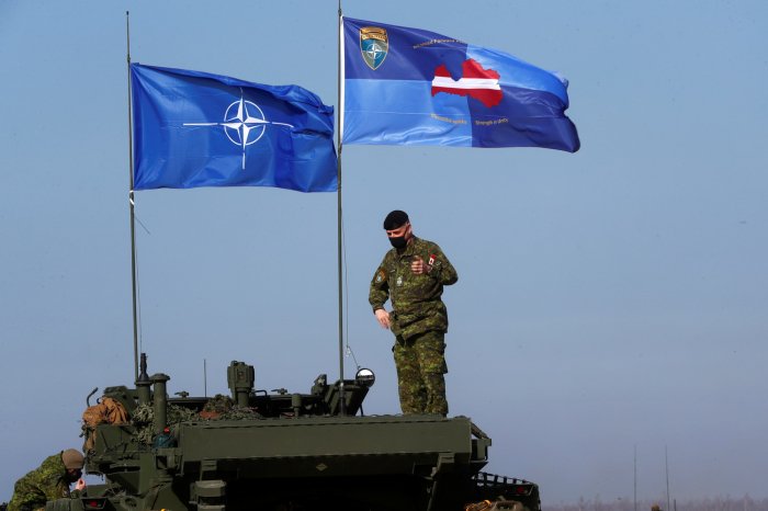    NATO Latviyaya minlərlə hərbçi göndərə bilər     

