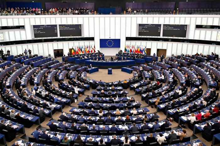    Avropa Parlamenti  Ukraynaya qırıcı tədarükünə baxmağa çağırdı   
