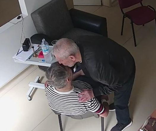    "Mişa, səni sevirəm" -    Saakaşvilinin Kikabidze ilə son görüşü       