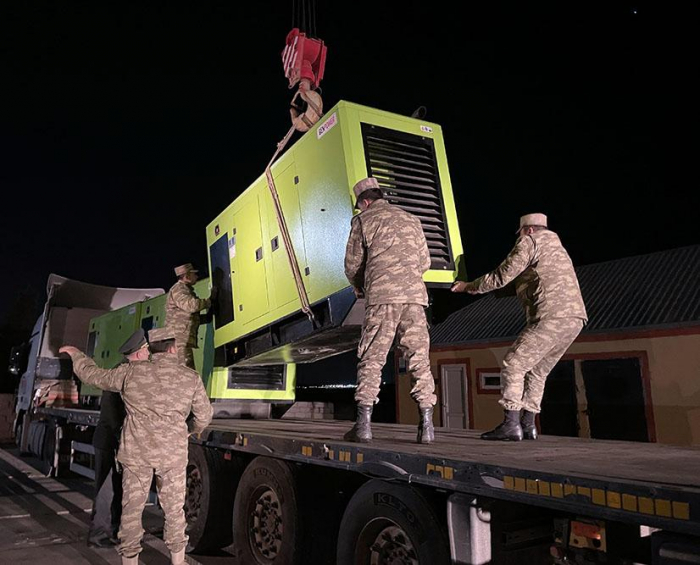    Azərbaycan Türkiyəyə stasionar generatorlar göndərib   