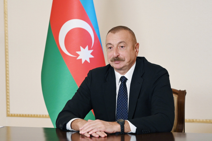  Le président Ilham Aliyev a félicité la jeunesse azerbaïdjanaise 