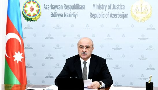 "Dəyişiklik istəyiriksə, konstitusiyaya yenidən baxılmalıdır" "Dəyişiklik istəyiriksə, konstitusiyaya yenidən baxılmalıdır"