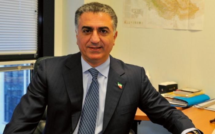 "İran rejimi beynəlxalq qanunlara üz çevirib" - Rza Pəhləvi "İran rejimi beynəlxalq qanunlara üz çevirib" - Rza Pəhləvi