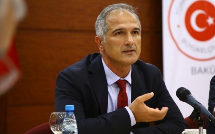 Türkiyə səfirinin müşaviri : “Azərbaycan da yas tutur” Türkiyə səfirinin müşaviri : “Azərbaycan da yas tutur”