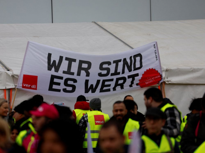 Allemagne : la grève des aéroports affecte près de 300.000 passagers