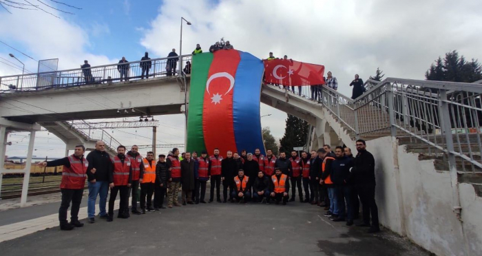   Azerbaijan sends humanitarian aid containers from Bilajari railway station to Türkiye   