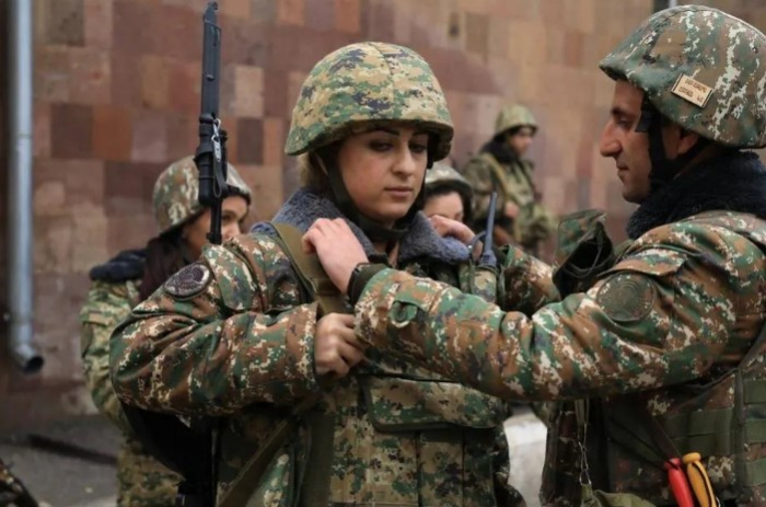 Ermənistan ordusu yeni geyim formasına keçir