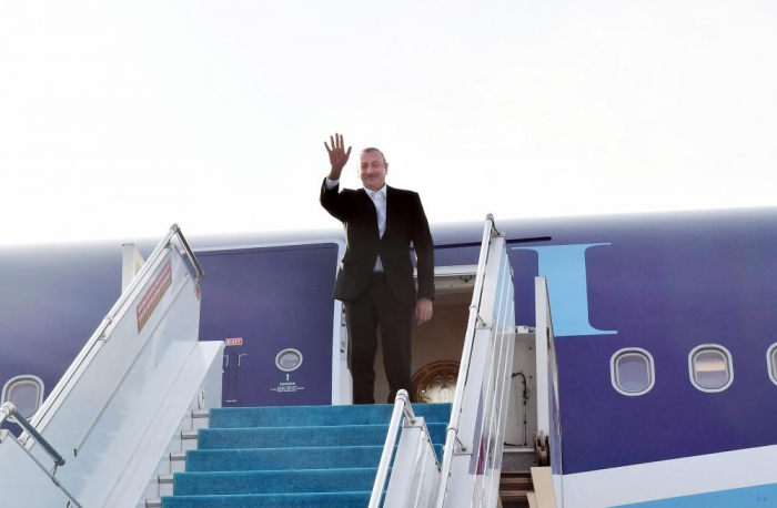 Prezident İlham Əliyevin Türkiyəyə işgüzar səfəri başa çatıb Prezident İlham Əliyevin Türkiyəyə işgüzar səfəri başa çatıb