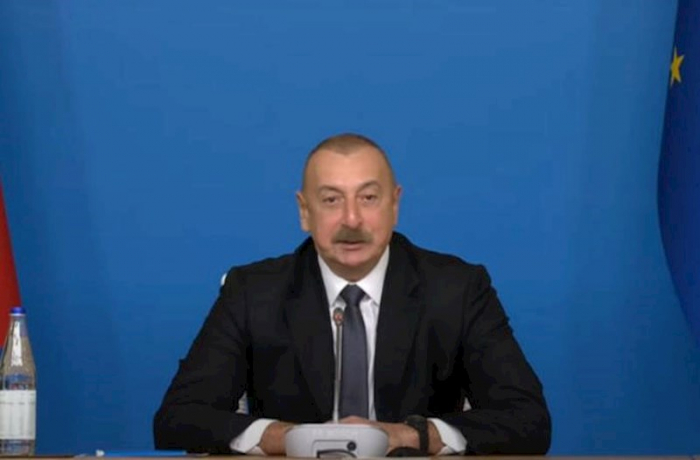 İlham Əliyev: “Laçın-Xankəndi yolunda hər hansı blokadadan söhbət gedə bilməz” İlham Əliyev: “Laçın-Xankəndi yolunda hər hansı blokadadan söhbət gedə bilməz”