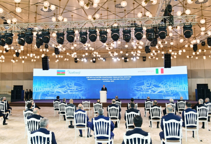  Le président Aliyev : Nous construirons cette centrale avec des partenaires étrangers 