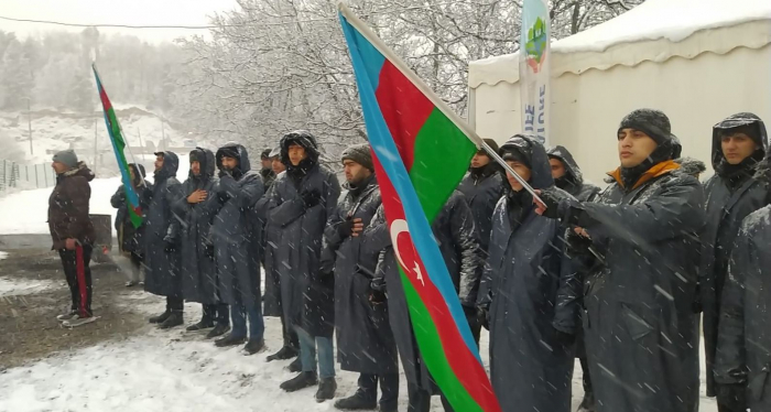   Peaceful protest of Azerbaijani eco-activists continues on Lachin-Khankendi road  