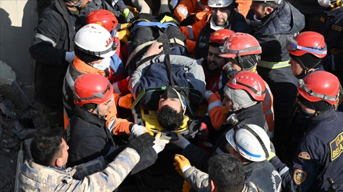 Séismes en Türkiye: Deux frères miraculeusement secourus 198 heures après la catastrophe