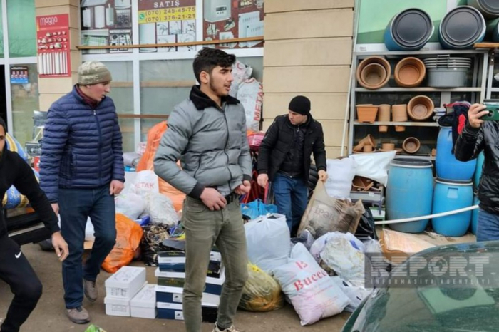 Məcburi köçkünlər Türkiyə üçün yardım toplayır Məcburi köçkünlər Türkiyə üçün yardım toplayır