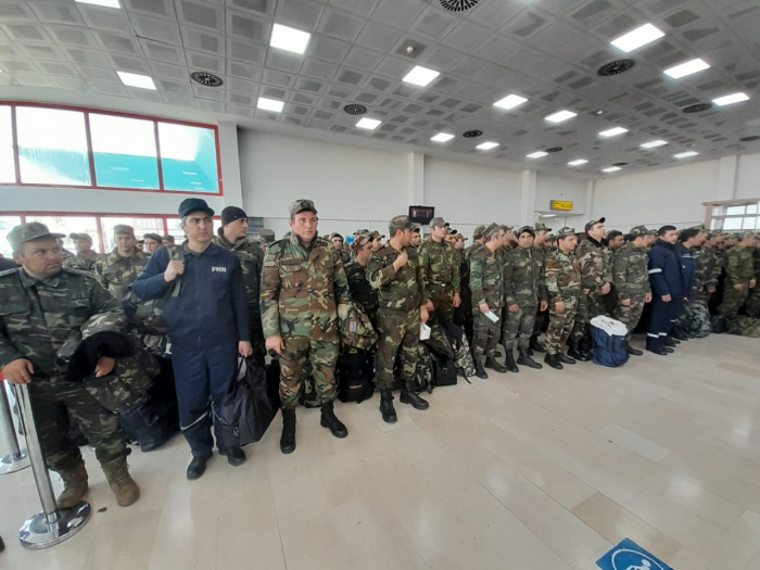 Azərbaycan xilasedicilərinin bir qrupu Türkiyədən qayıtdı Azərbaycan xilasedicilərinin bir qrupu Türkiyədən qayıtdı
