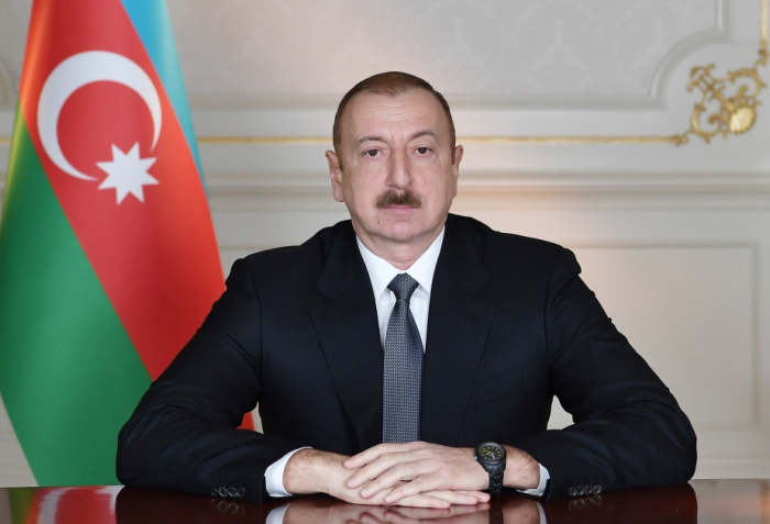 Au nom du président Ilham Aliyev, et de la première dame Mehriban Aliyeva, l