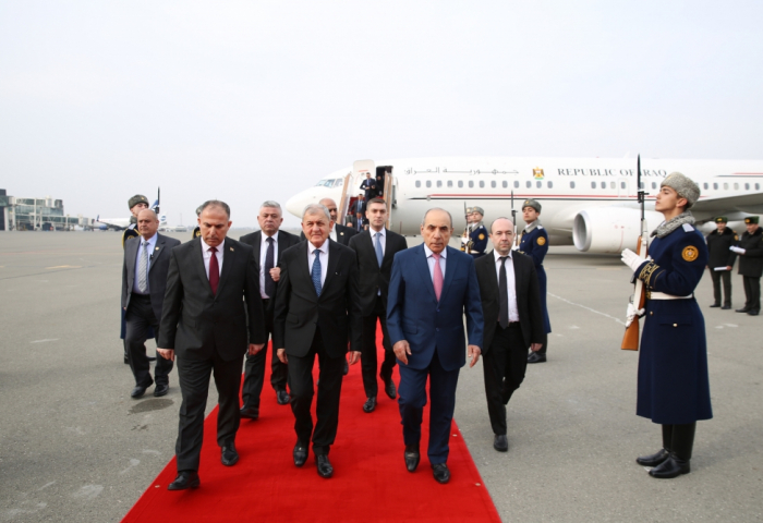   President of Iraq arrives in Azerbaijan  