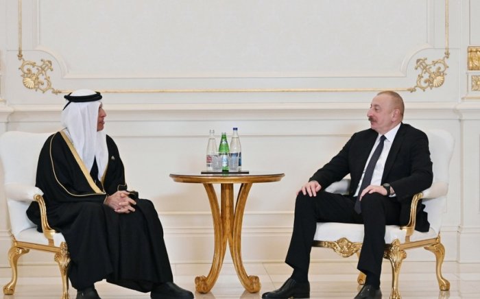    Prezident İlham Əliyev Birləşmiş Ərəb Əmirliklərinin Ali Şurasının üzvünü qəbul edib     

