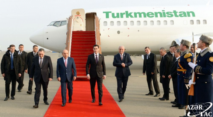   President of Turkmenistan arrives in Azerbaijan   