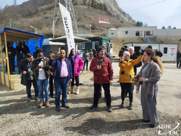   Foreign media representatives cover peaceful protest of Azerbaijani eco-activists on Lachin-Khankendi road  