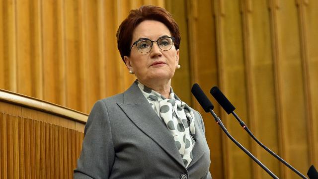    Meral Akşener “altılı masa”ya qayıtdı   