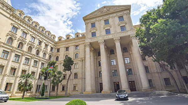 Offizielles Baku antwortet dem armenischen Außenministerium