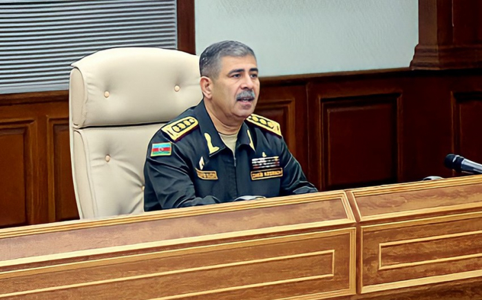   Zakir Hasanov informierte den NATO-General über die Situation an der bedingten Staatsgrenze Aserbaidschan-Armenien  
