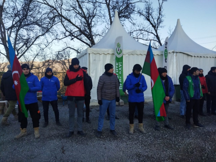 Les éco-militants azerbaïdjanais manifestent sur la route Khankendi-Latchine depuis 92 jours