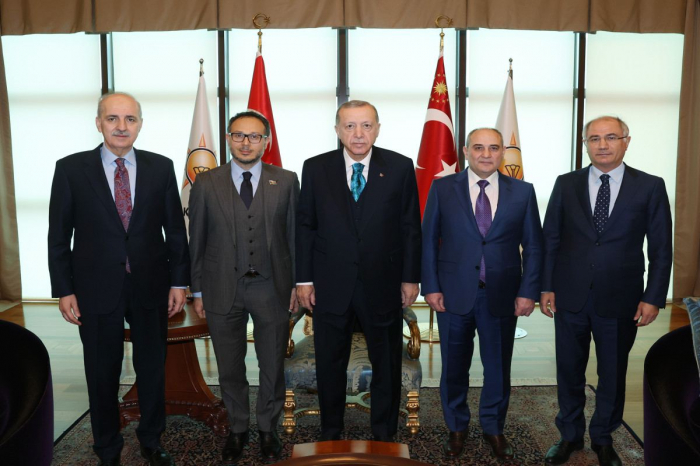   Türkischer Präsident Recep Tayyip Erdogan empfängt eine Delegation der Partei Neues Aserbaidschan  