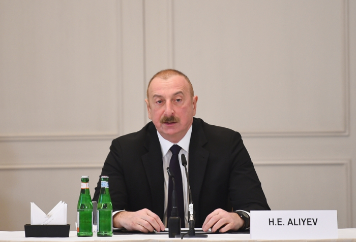   Le président Aliyev : Nous fournissons de nombreux pays européens en pétrole, produits pétroliers et pétrochimiques  