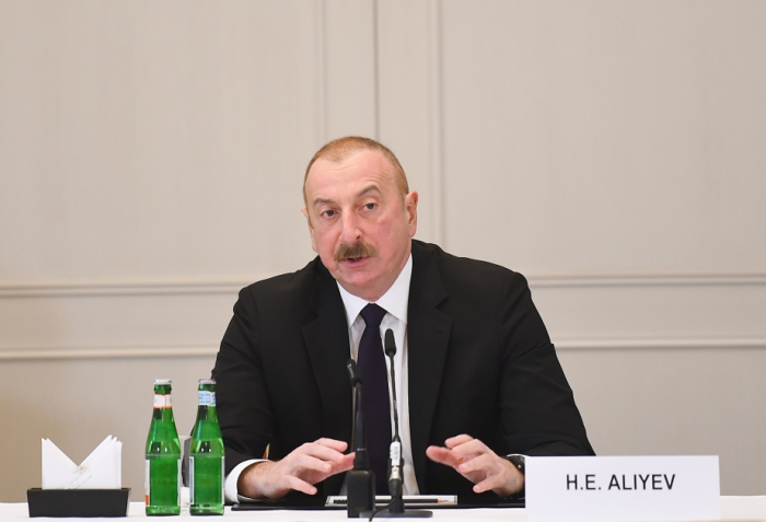     Präsident Ilham Aliyev:   Die Übertragung elektrischer Energie ist eines der wichtigsten Themen  