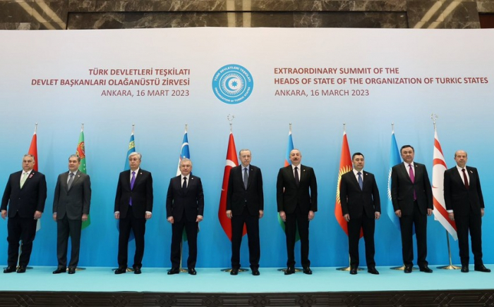  Le président Ilham Aliyev participe au sommet extraordinaire des chefs d’État de l’Organisation des États turciques à Ankara 