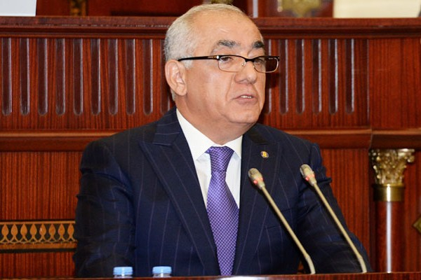  Əli Əsədov su problemindən danışdı  
