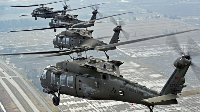 ABŞ-da təlim zamanı iki hərbi helikopter toqquşub