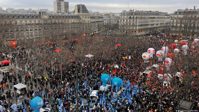 Trade unions in southeastern France protest pension reform