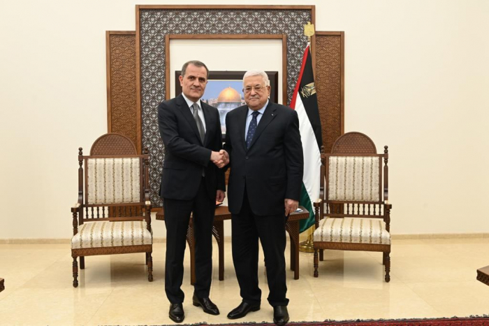   Azerbaijani FM meets with President of Palestine   