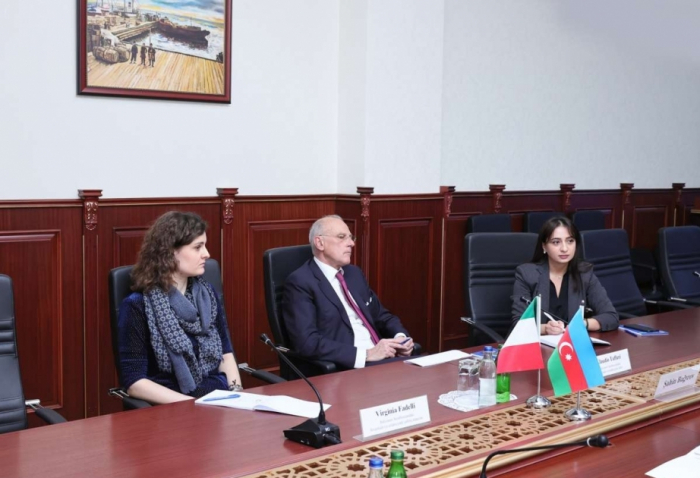 Azerbaijani, Italy customs authorities exchange views over issues of mutual interest