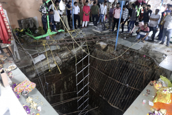 Madhya Pradesh: At least 35 die after falling into a well