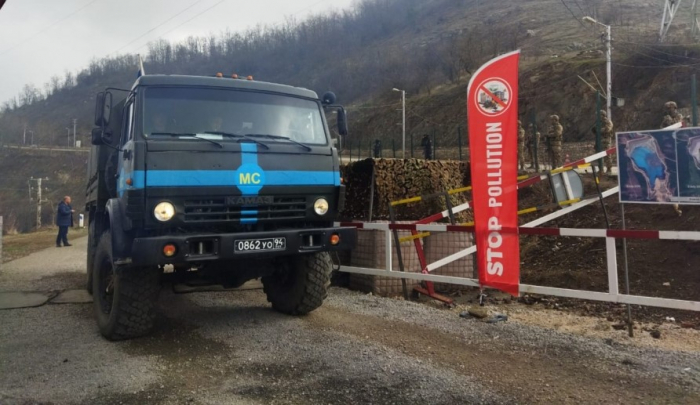   Convoy of Russian peacekeepers move along Lachin-Khankendi road without hindrance  