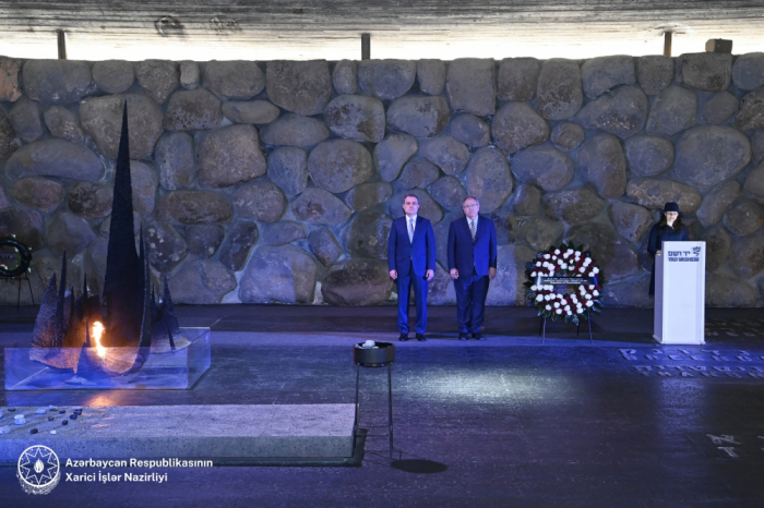  Azerbaijani FM visits Yad Vashem memorial complex 