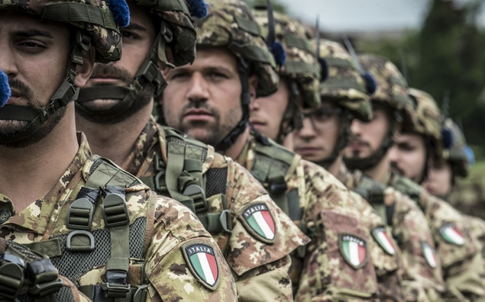 İtaliya hərbi xərclərini artıracaq