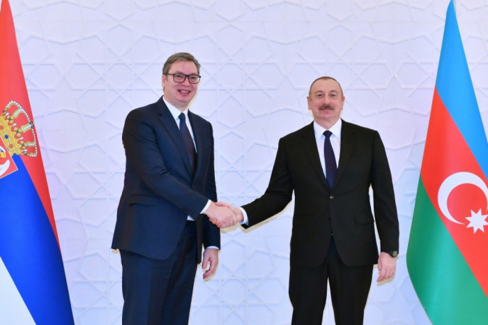 Vuçiç İlham Əliyevə zəng etdi Vuçiç İlham Əliyevə zəng etdi