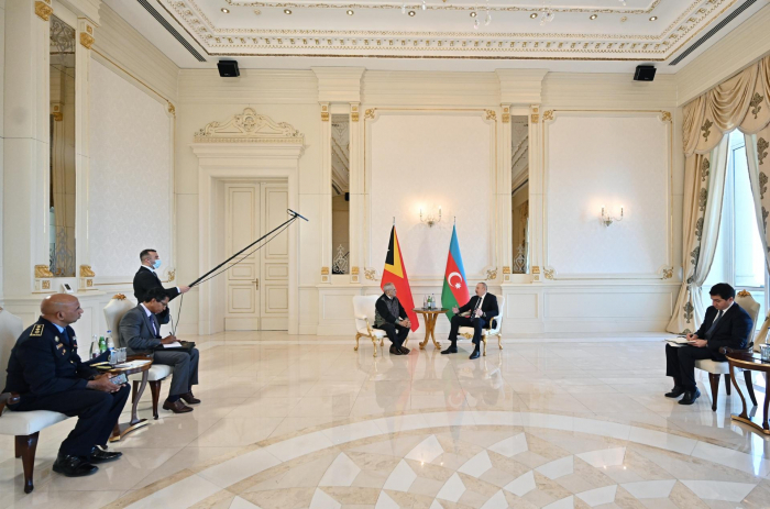   Presidente de Azerbaiyán se reúne con el presidente de Timor Oriental  