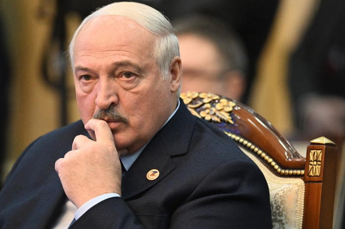   "Okeanın o tayındakı ağalar icazə versə..." -    Lukaşenko      