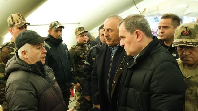 Çavuşoğlu: Türkiyəni ən son azərbaycanlı xilasedicilər tərk edib Çavuşoğlu: Türkiyəni ən son azərbaycanlı xilasedicilər tərk edib