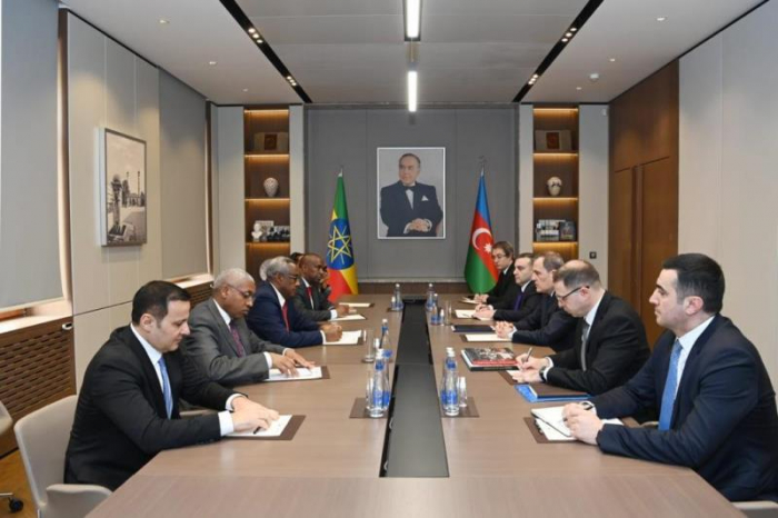 Ceyhun Bayramov Fələstinin XİN başçısı ilə görüşüb Ceyhun Bayramov Fələstinin XİN başçısı ilə görüşüb